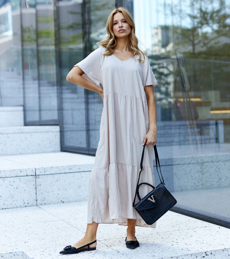 Beżowa sukienka maxi o luźnym kroju Mamelia