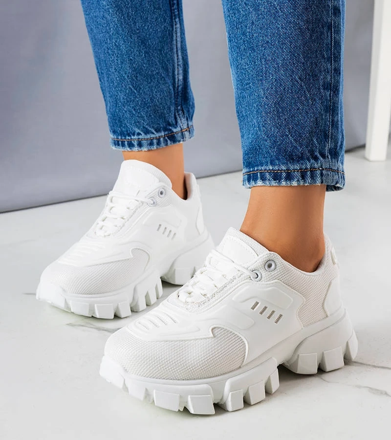 Białe sneakersy na masywnej podeszwie Inez