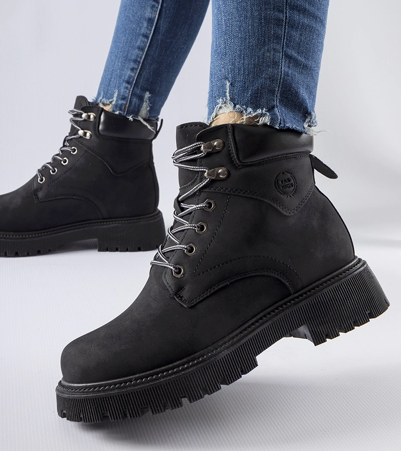 Czarne ocieplane klasyczne workery Bentley